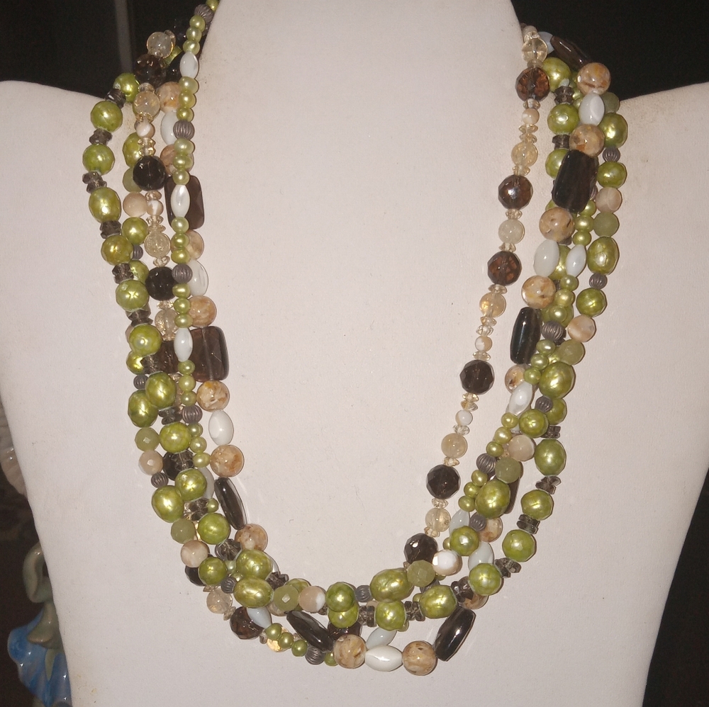 HIGH END VINTAGE STYLE GREEN PEARL & BROWN CRYSTAL NECKLACE